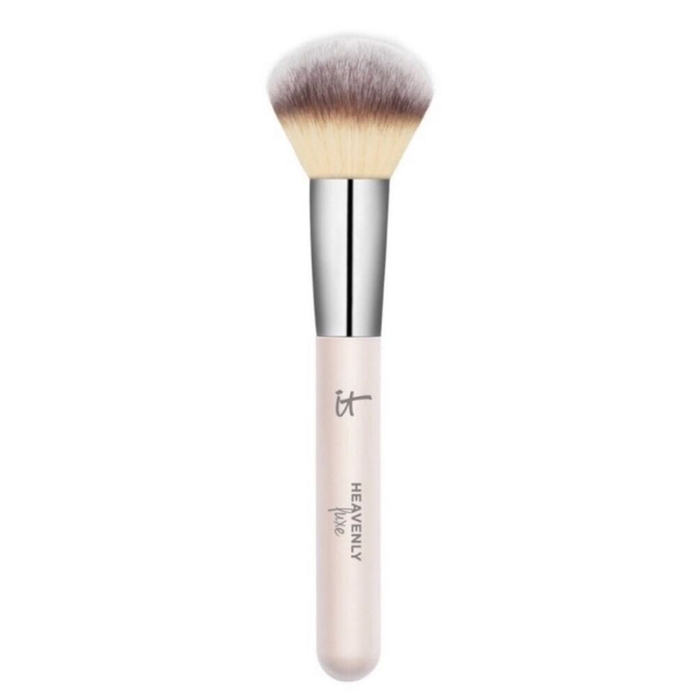 it cosmetics Heavenly Luxe Powder Brush in Light Pink & Silver